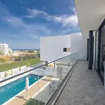 Aqua Pearl فيلة *