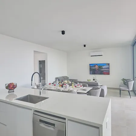 Villa Aqua Pearl *