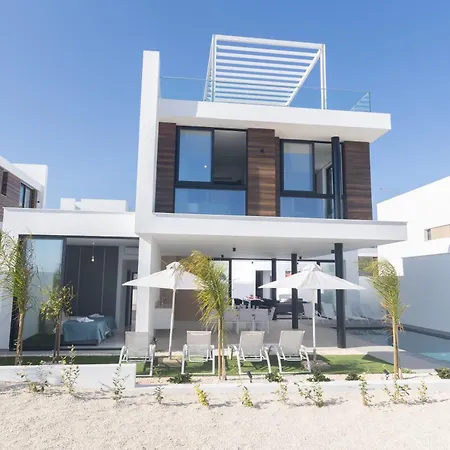 Aqua Pearl * Protaras