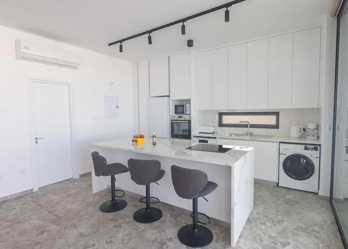 Aqua Pearl 普罗塔拉斯