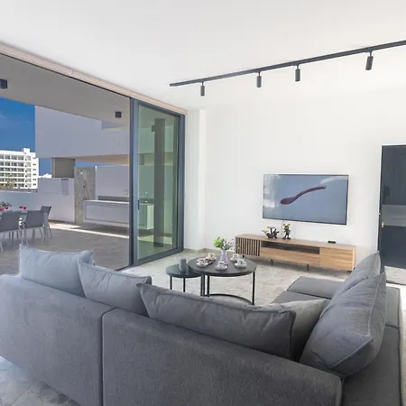 Aqua Pearl Villa Protaras