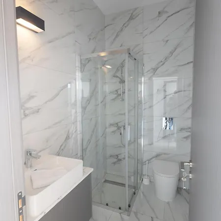 Aqua Pearl * Protaras