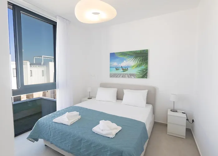 Aqua Pearl Villa Protarász