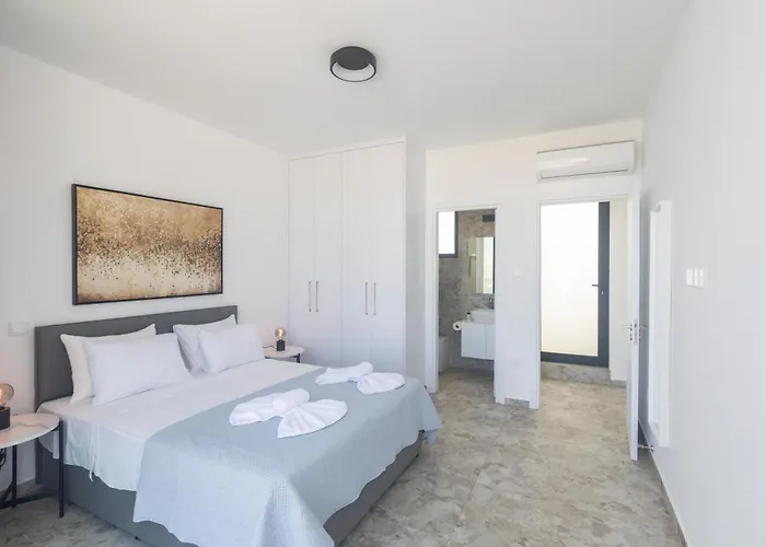 Villa Aqua Pearl Protarász