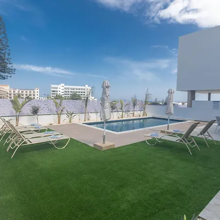Aqua Pearl * Protaras